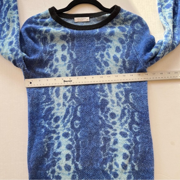 Equipment blue cashmere print crewneck sweater - Picture 12 of 13